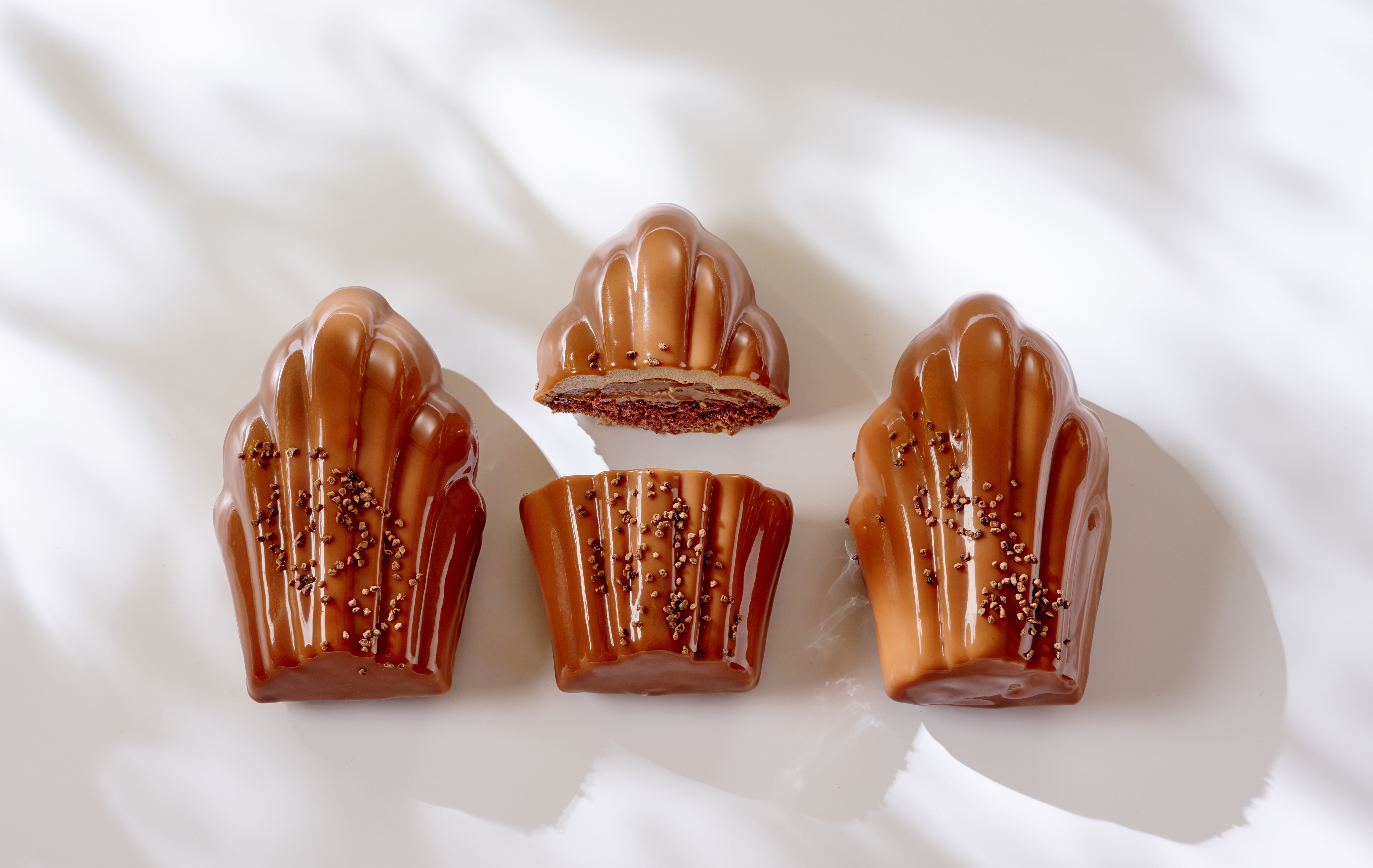 Chocolate Madeleine Dessert | Ritz Paris Le Comptoir